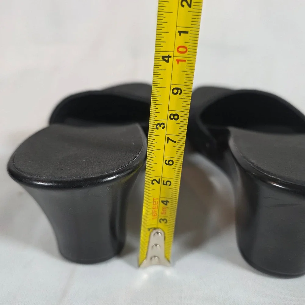 OneSole Interchangeable Wedge‎ Sandals Black Size 7 with 5 Tops Travel Cruise